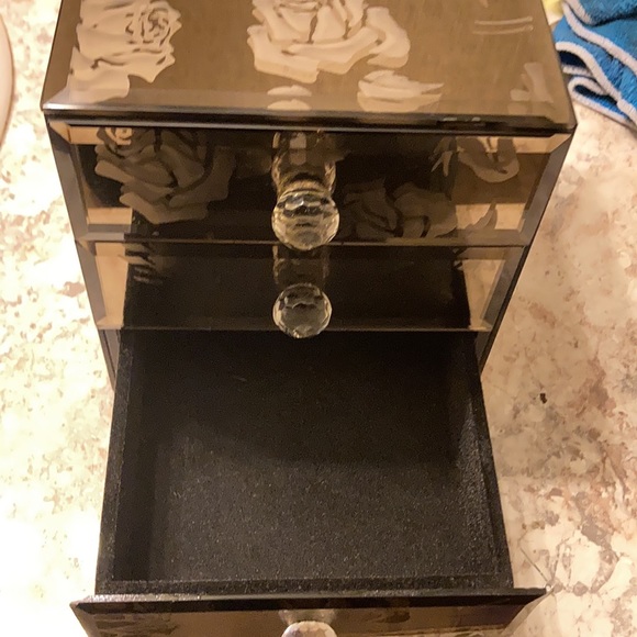 SQUARE SMOKED GLASS JEWELRY WITH ROSE 🌹 ART DECOR - Picture 7 of 10